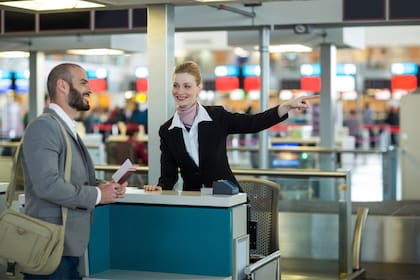 Un pasaporte poderoso implica acceso sin visa a un mayor número de países, lo que facilita la movilidad global de los ciudadanos que lo posean