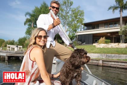 Un paseo en bote para recargar pilas después de un día con agenda apretada