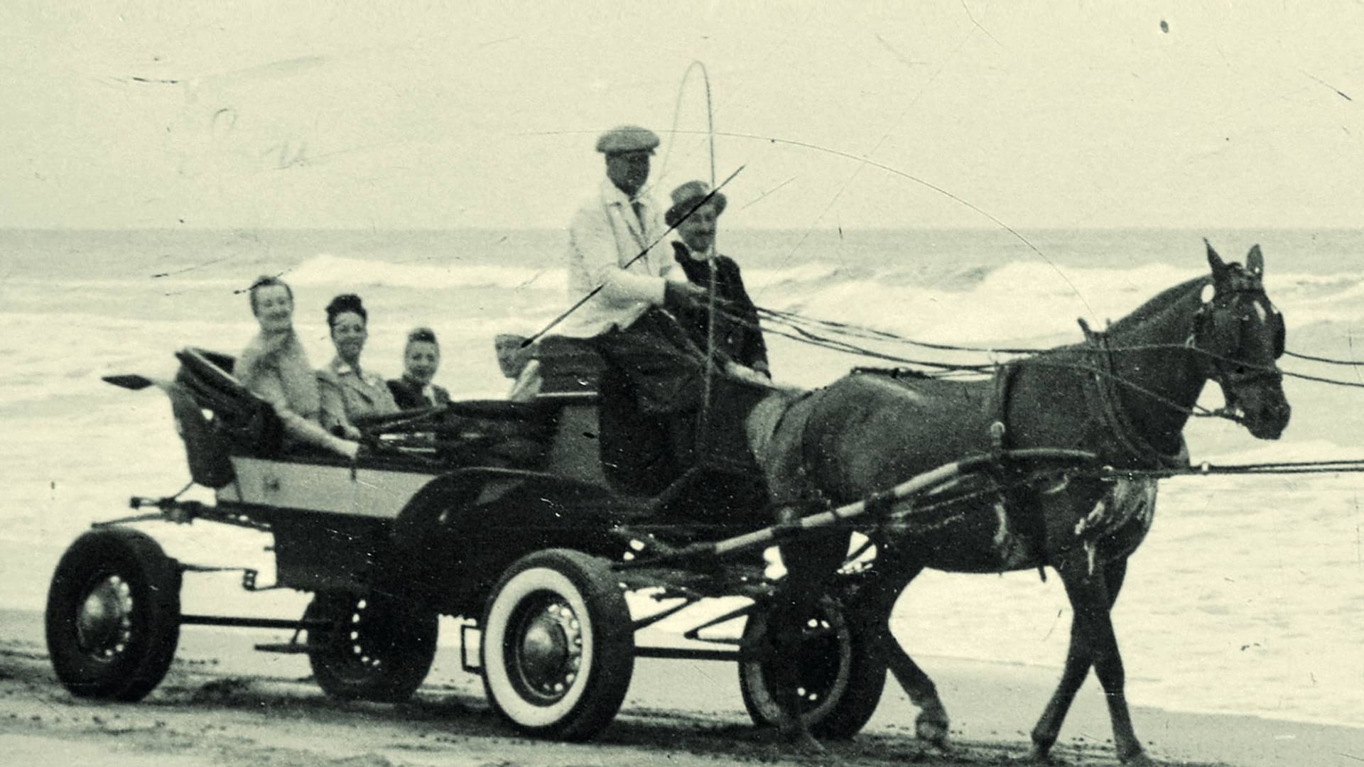 Un paseo en carro por las playas de Pinamar