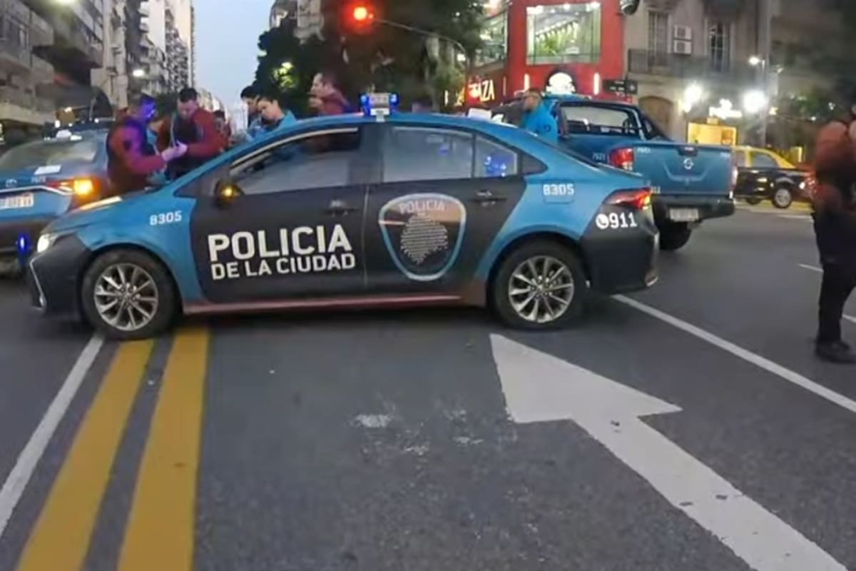 Un peatón murió atropellado por una auto en avenida Santa Fe y Cerrito