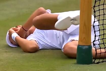 Un pelotazo de su compañero obligó a Alejandro Arcila a abandonar Wimbledon