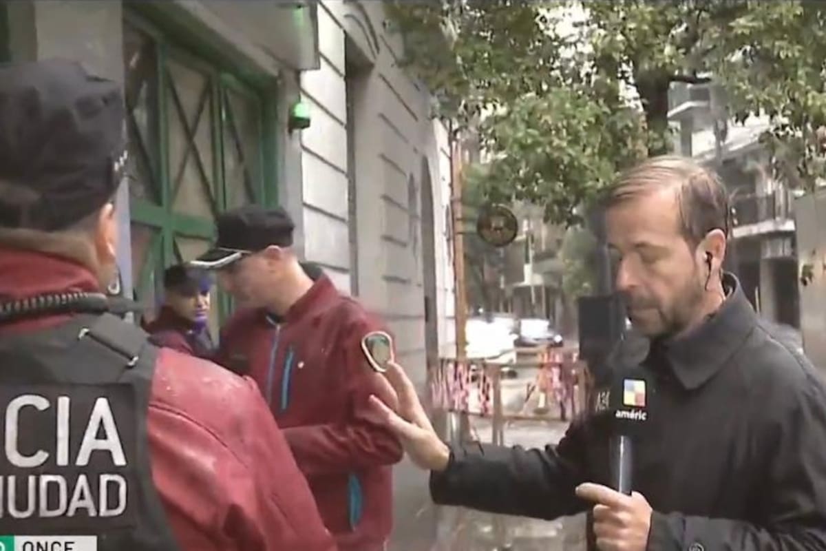 Un periodista compró droga en vivo