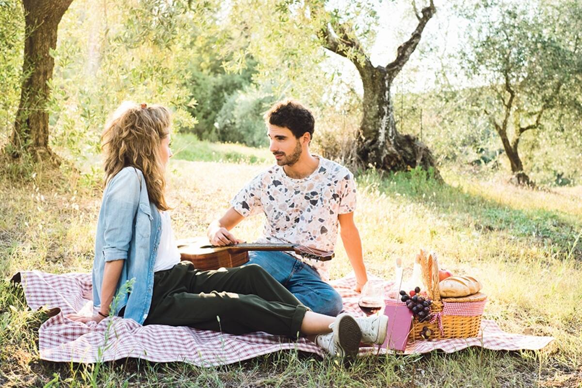 Un picnic también puede ser una variante romántica y distinta