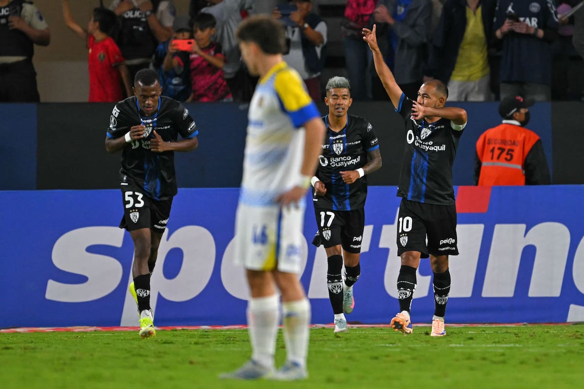 Un pie elevado innecesariamente por Pol Fernández derivó en la única acción que venció las manos de Jeremías Ledesma: el penal de Júnior Sornoza fue el primer gol recibido por Rosario Central en su zona y terminó en el segundo lugar.