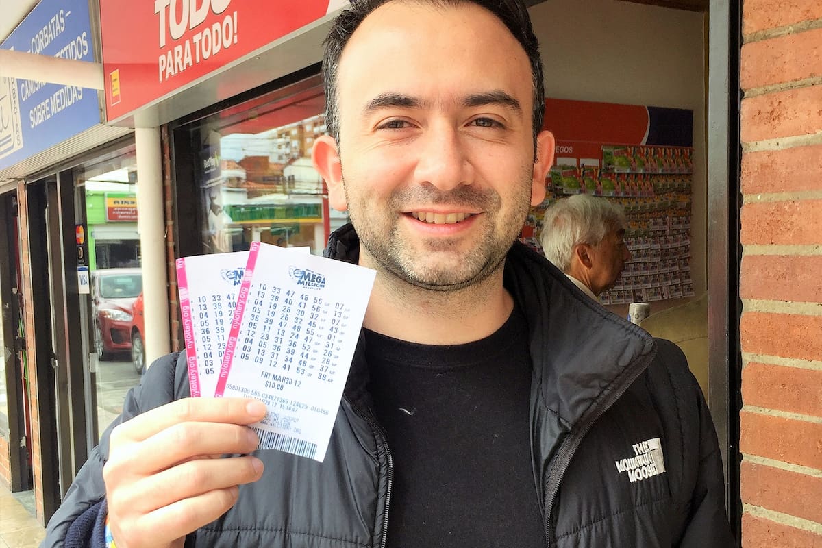 Un popular portal en internet llamado theLotter.com permite a argentinos comprar billetes en la lotería estadounidense Mega Millones que esta semana sortea más de $300 millones de dólares