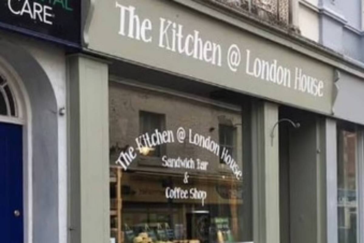 Un popular restaurante inglés abrió una sucursal y su flamante carta suscitó una polémica entre la comunidad vegana