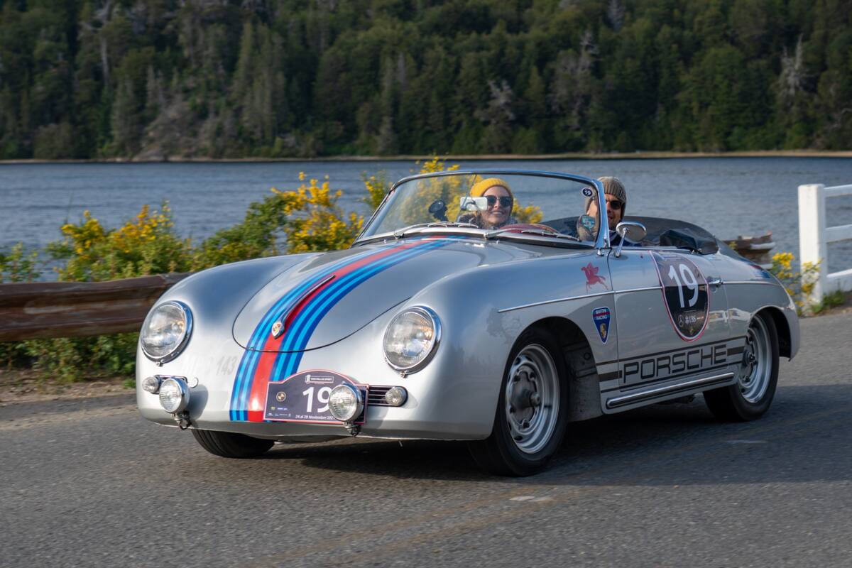 Un Porsche 356 de 1959 durante la competencia