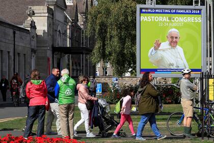 Un poster de Francisco en Dublín