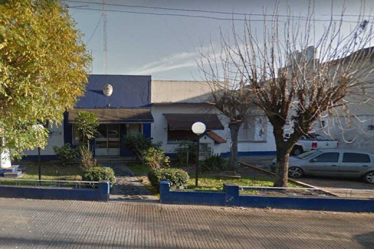 Un preso fue encontrado ahorcado en una comisaría de Bernal