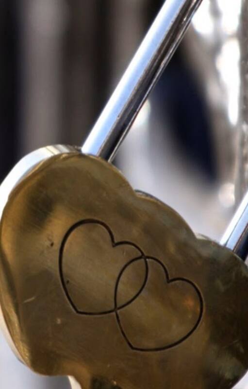 Un preso los unió para vivir una historia de amor clandestino.