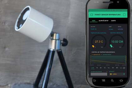 Un prototipo del termómetro infrarrojo que fabricarán en Misiones