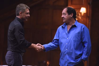 Un rato con él, Julio Chavez y Adráin Suar, hermanos en esta comedia dramática que fue éxito en el teatro y éxito en Teatrix