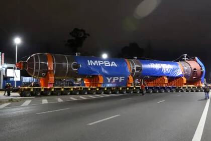 El operativo de traslado, a cargo de la división Transapelt de Impsa, fue planificado para extenderse entre tres y cinco días