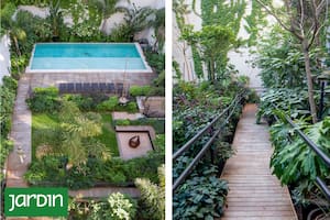 Un recorrido de madera organiza el paisaje y crea distintos espacios de uso