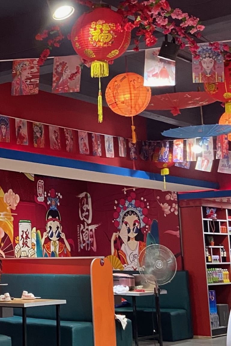 Un recorrido por los restaurantes a los que van los chinos de la colectividad
