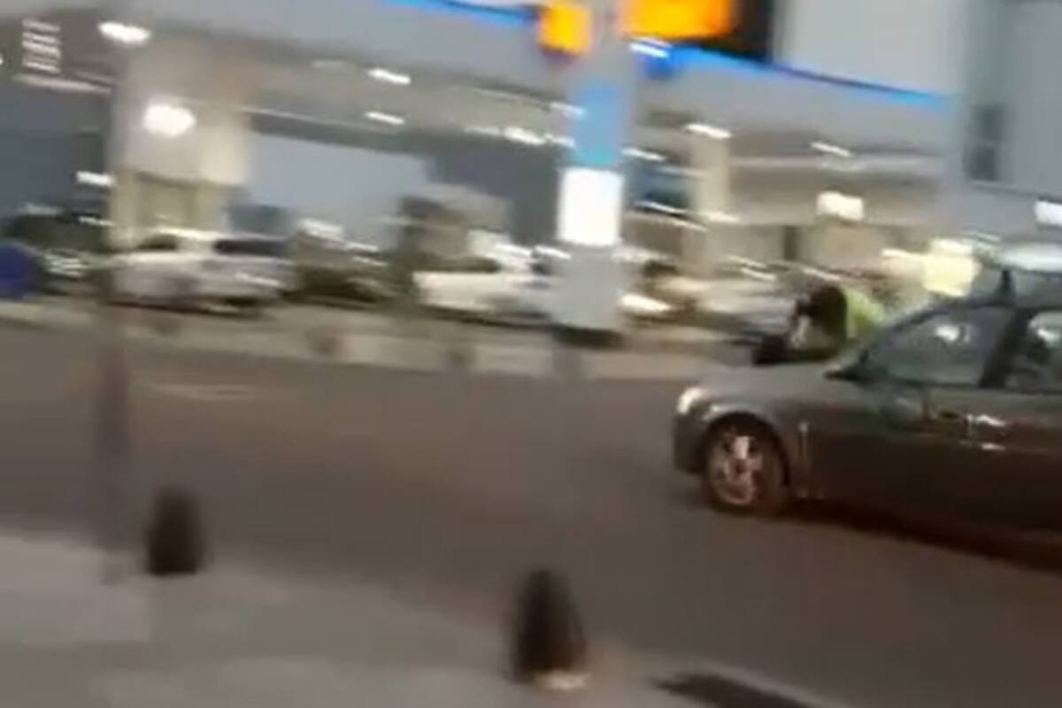 Un remisero escapó del control de alcoholemia y arrastró a un inspector en el capot durante 100 metros