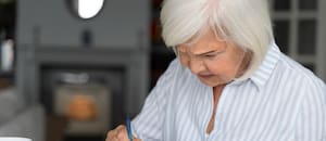 Las variantes genéticas que podrían retrasar el Alzheimer décadas en personas con predisposición hereditaria