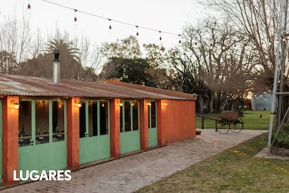 Un restó "de la huerta a la mesa" en el pueblo de Capitán Sarmiento