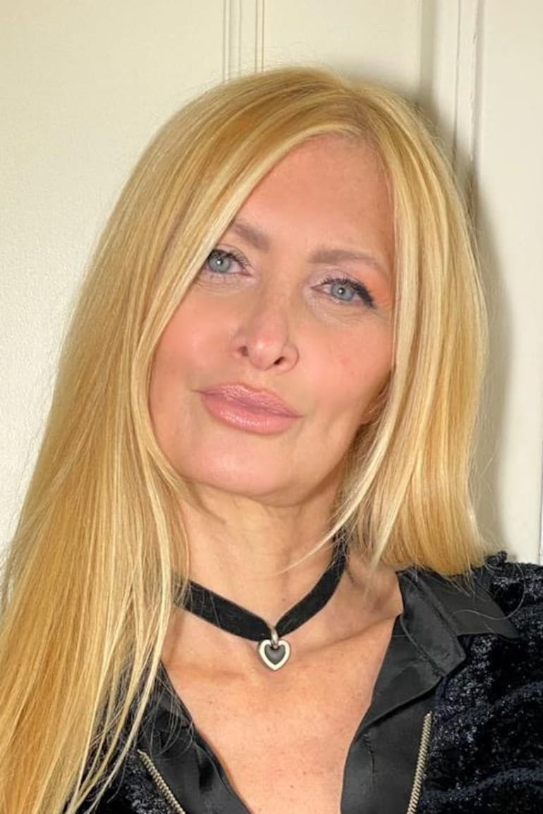 Un retrato de Amalia Yuyito González hoy, espléndida a los 61.