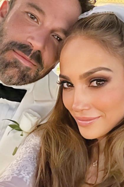 Un retrato de la pareja el día de su primera boda en Las Vegas.