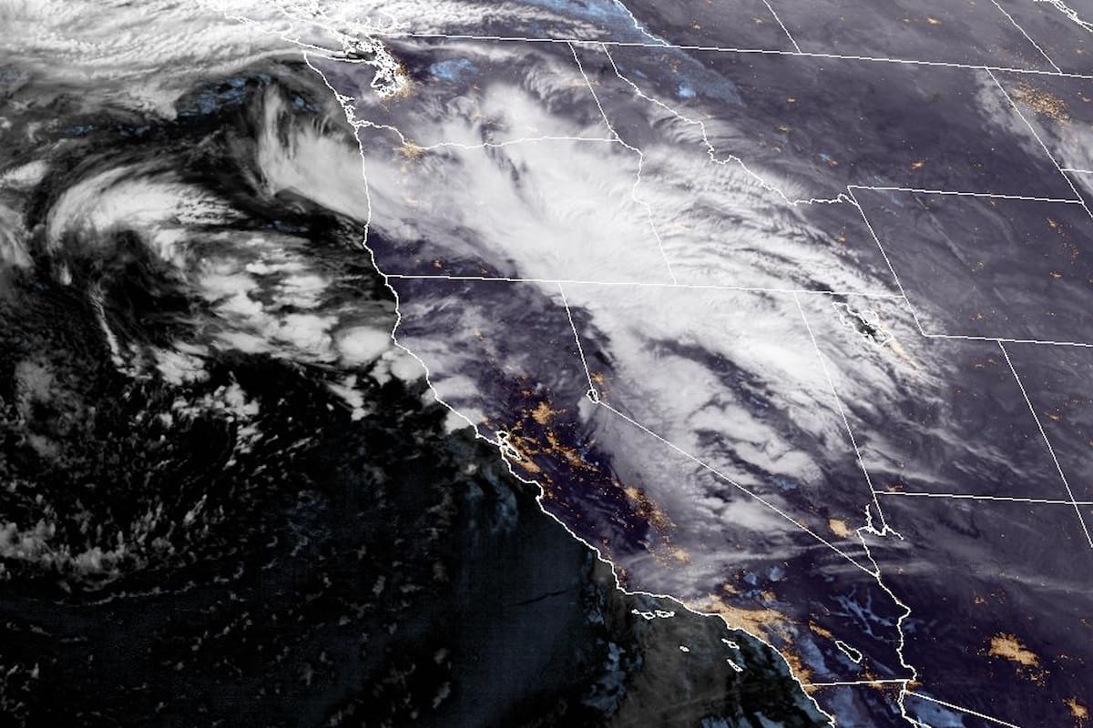 Un río atmosférico ocasiona que la mayor parte de California esté bajo alerta por las fuertes lluvias y riesgos de inundaciones