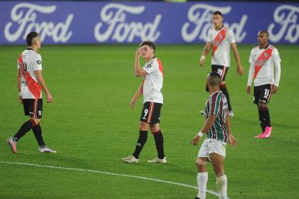 Un River sin respuestas cayó claramente frente a Fluminense; el equipo de Gallardo estuvo a un gol de quedar eliminado