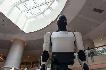 Un robot humanoide en exposición en Hong Kong.