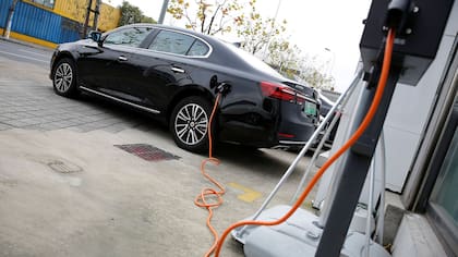 Debido a su diseño y componentes, los vehículos eléctricos cuentan con menos partes móviles