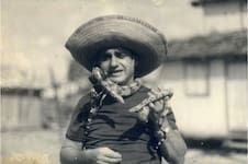 El sacerdote italiano que salvó el Amazonas en 1970: enseñó una actividad que aún mantienen los locales