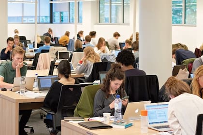 Un sector de la Universidad Pública de Ámsterdam, donde Amalia empezó este lunes una licenciatura en Política, Psicología, Derecho y Economía.