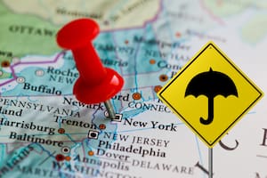Alerta de inundaciones por fuertes tormentas que azotan el estado este jueves