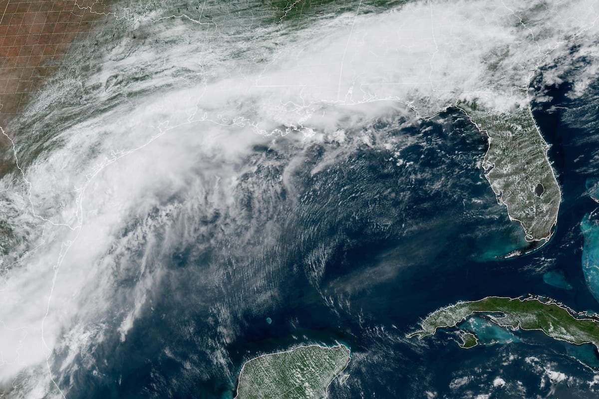 Un sistema frente a Texas podría convertirse en la primera tormenta tropical del Atlántico