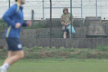 Un soldado italiano filma parte del entrenamiento de Bosnia