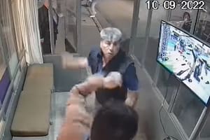 Un taxista atacó con una llave de auxilio a un operador de parada en pleno centro de Trelew