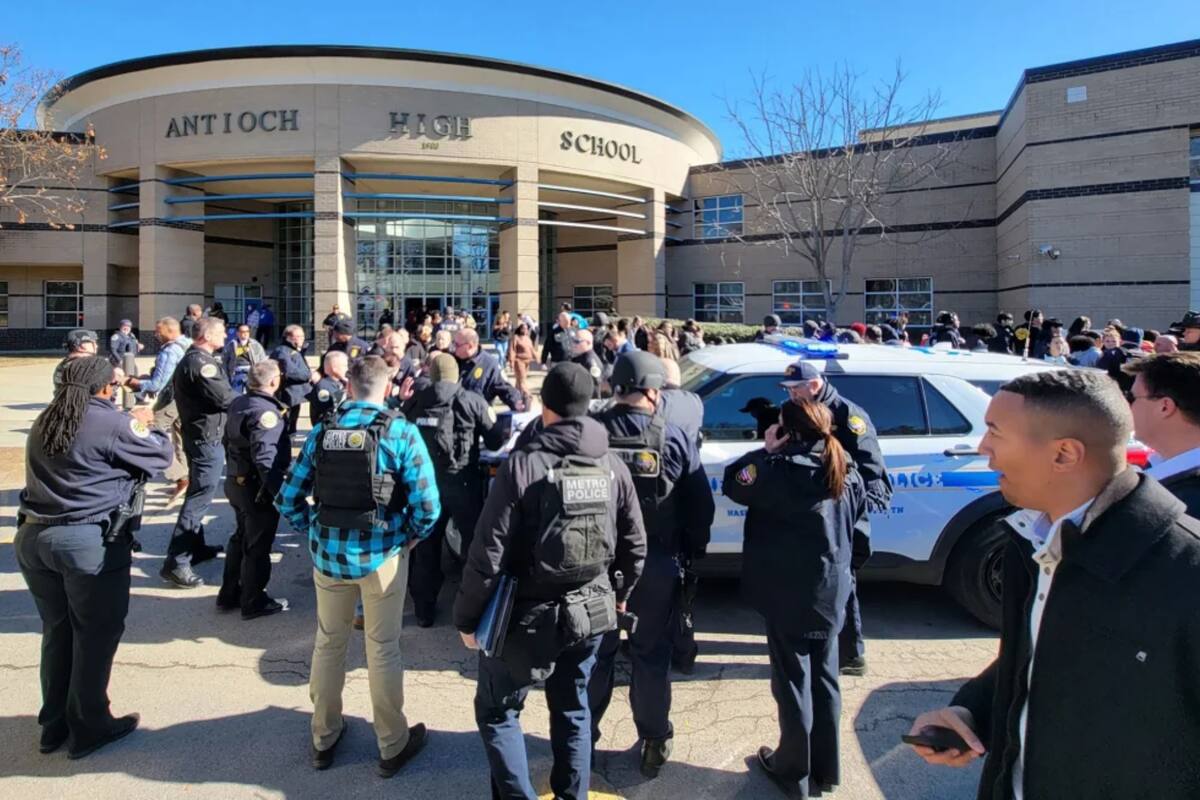 Un tiroteo en una escuela de Nashville dejó dos muertos este miércoles 22 de enero