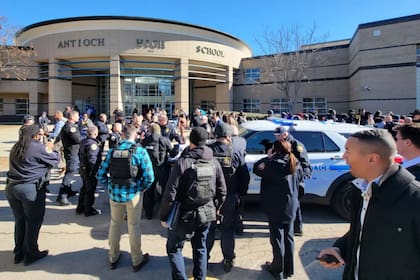 Un tiroteo en una escuela de Nashville dejó dos muertos este miércoles 22 de enero