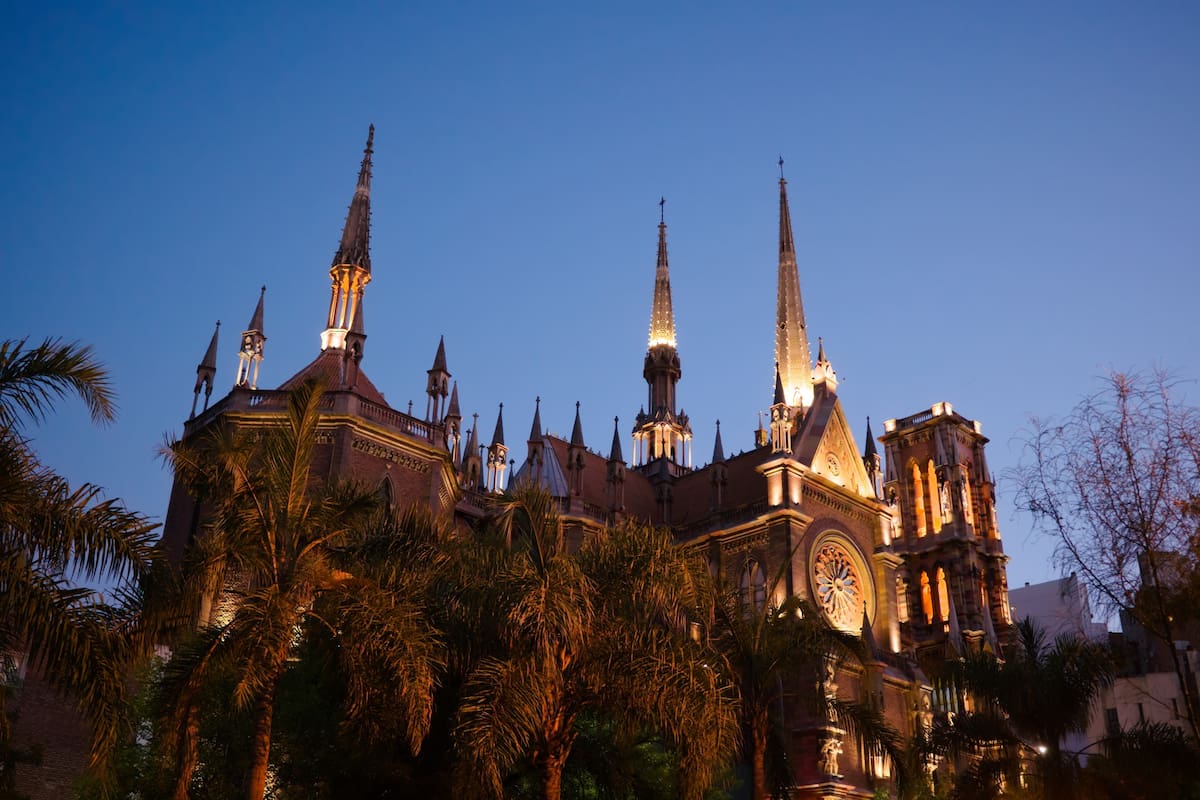 Un tour por los Capuchinos, en la ciudad de Córdoba, es una propuesta para no rechazar.