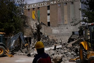 Suben a cuatro los soldados fallecidos por explosión en un cuartel militar de Bolivia