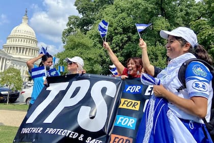 Un tribunal federal determinó que la decisión abrupta de la administración Trump de poner fin al TPS para personas de Honduras, Nepal y Nicaragua es ilegal
