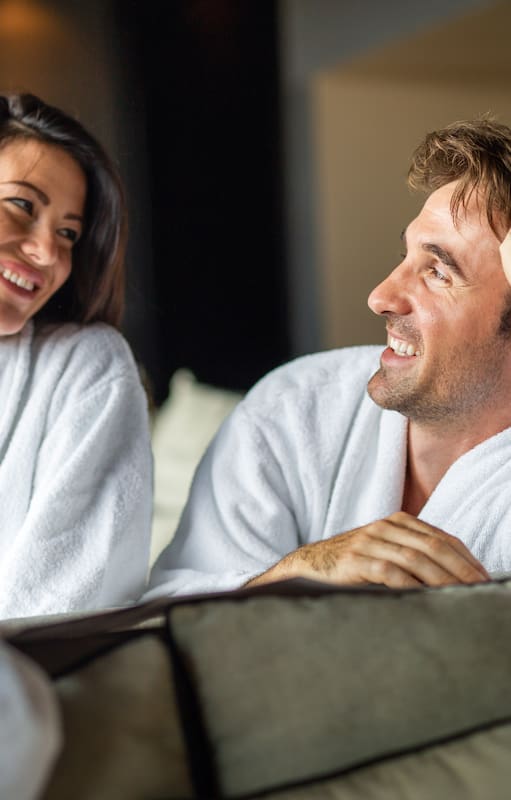 Un trío inseparable: cuando la amistad, los negocios y el amor confunden los límites las relaciones se complican