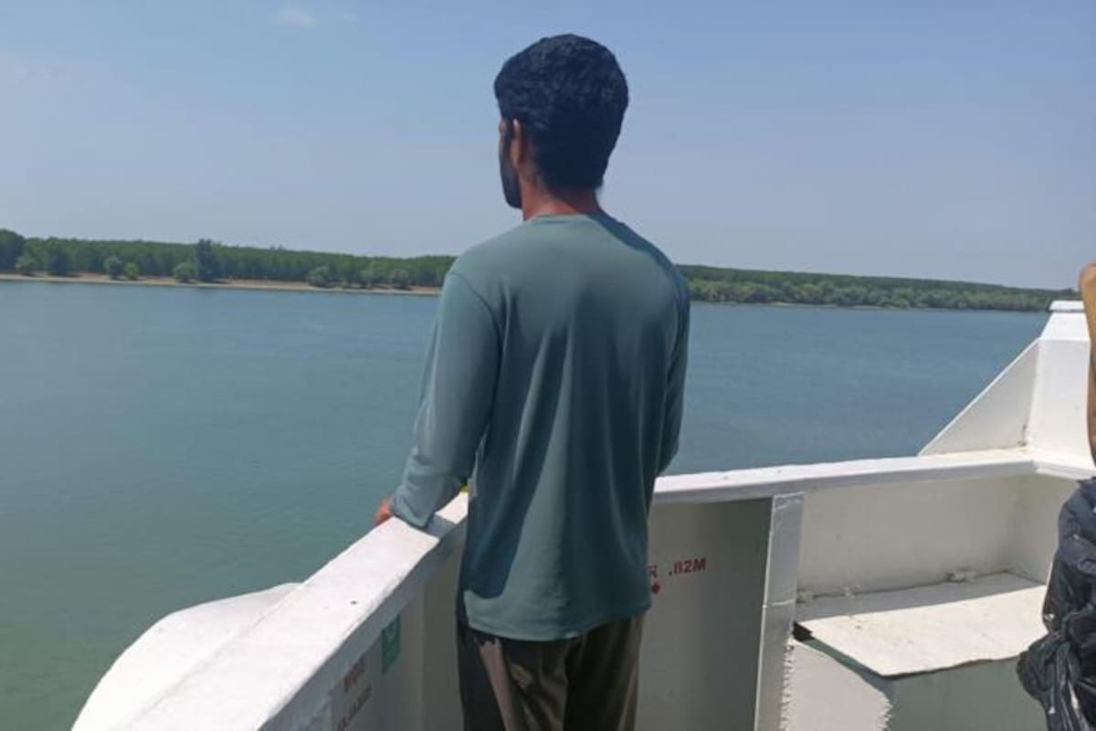 Un tripulante indio del carguero Anka, abandonado en un puerto ucraniano desde abril.