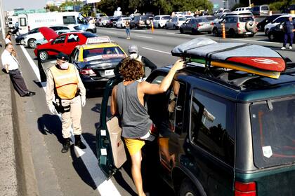 Un turista argentino llegó por tierra desde Brasil y fue retenido en el control de Panamericana
