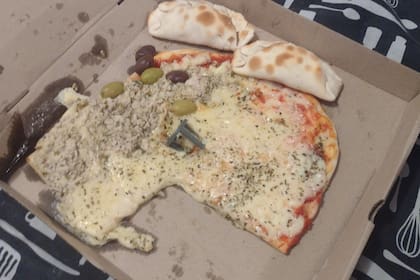 Un usuario hizo un descargo en Twitter porque pidió una pizza y cuando la abrió notó que alguien se había comido una porción