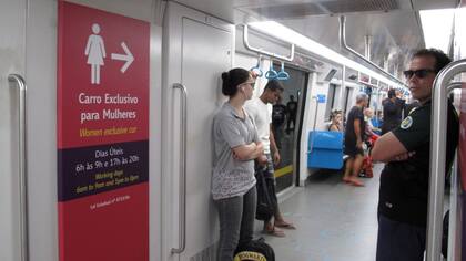 Un vagón de subte exclusivo para mujeres, en Río de Janeiro