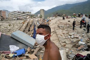 El olor a muerte lo cubre todo en La Guaira y solo desaparece cerca del mar
