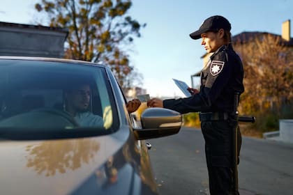Una abogada de Utah indicó que el procedimiento para detener migrantes indocumentados en las carreteras es distinto del que se aplica en operativos domiciliarios o laborales