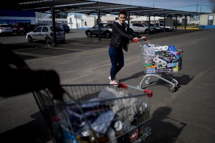 Una acción tan simple como devolver el carrito del supermercado puede reflejar, para la psicología, la moralidad de una persona