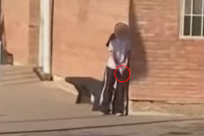 Una adolescente de 14 años fue con un arma a la escuela, realizó varios disparos y amenazó a una profesora