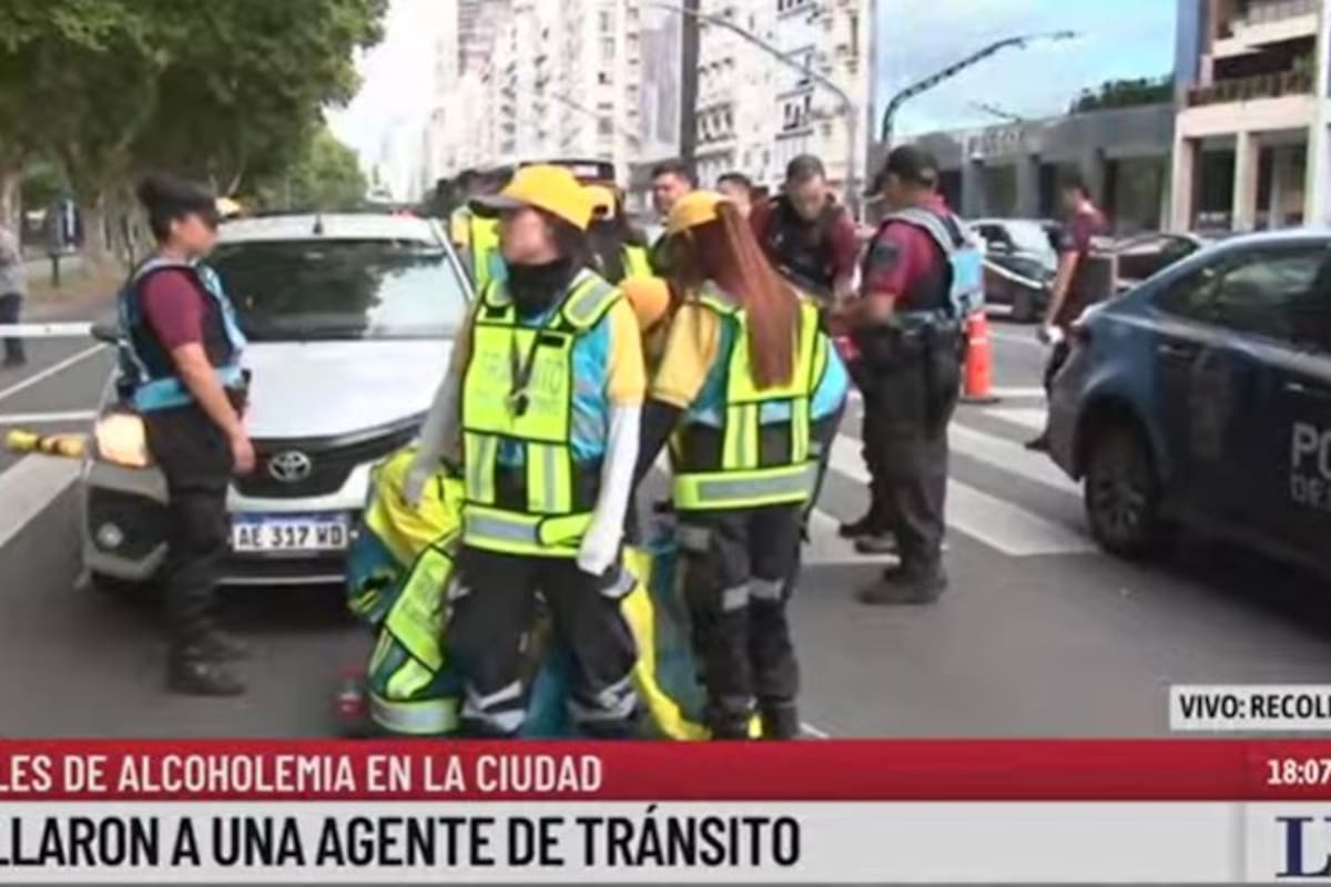 Una agente de tránsito fue atropellada en pleno operativo de control