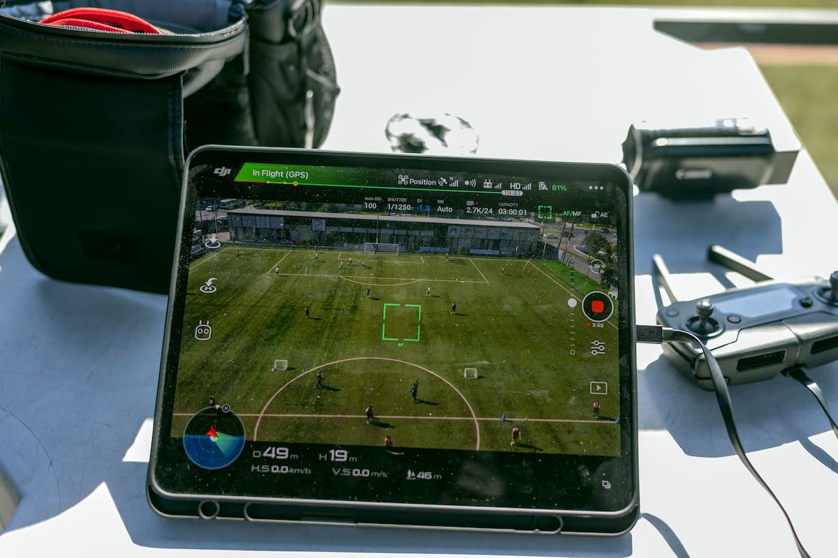 Una aplicación impulsada por IA se utiliza para medir el rendimiento de los jugadores en el centro de formación juvenil del Santos, dónde surgieron Pelé y Neymar